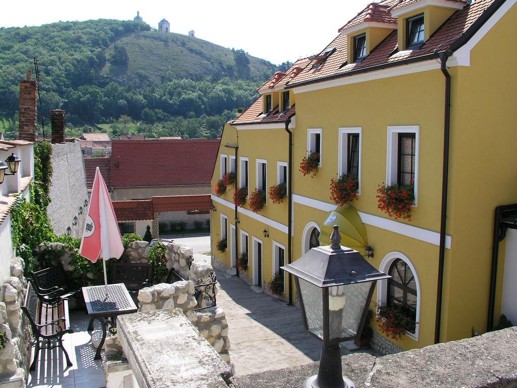 Hotel U Svateho Urbana Mikulov Exterior foto